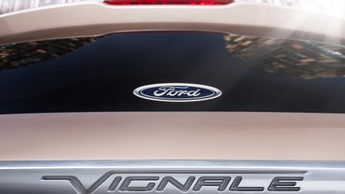 Ford S-MAX Vignale Concept is een superdeluxe S-MAX van de volgende generatie, als voorproefje op het productiemodel van 2015.