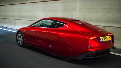 Vijf exemplaren Volkswagen XL1 naar Nederland. Inmiddels zijn de eerste twee in ons land gearriveerd.