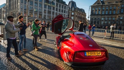 Vijf exemplaren Volkswagen XL1 naar Nederland. Inmiddels zijn de eerste twee in ons land gearriveerd.
