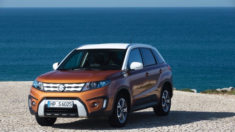 Autotest Suzuki Vitara, de compacte SUV die met een stoer uiterlijk en zuinige 1.6 benzine en 1.6 liter diesels zich midden in het strijdveld begeeft.