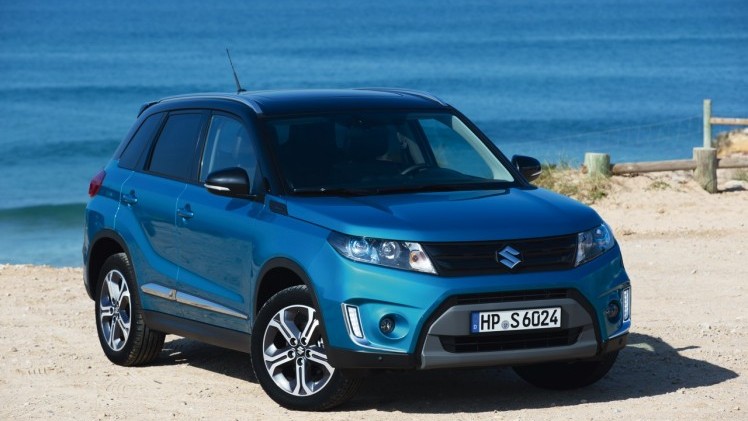 Autotest Suzuki Vitara, de compacte SUV die met een stoer uiterlijk en zuinige 1.6 benzine en 1.6 liter diesels zich midden in het strijdveld begeeft.