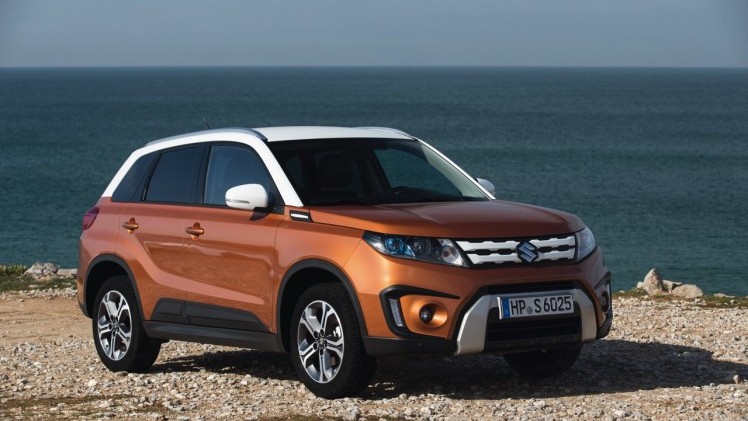 Autotest Suzuki Vitara, de compacte SUV die met een stoer uiterlijk en zuinige 1.6 benzine en 1.6 liter diesels zich midden in het strijdveld begeeft.