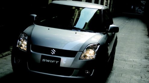 Suzuki introduceert deze zomer een speciaal actiemodel van de Swift. Geen Summer Edition of iets van die aard, maar wel een brutale Bandit-uitvoering. Hij wordt in beperkte oplage geproduceerd tot het