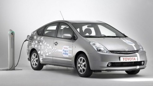 Toyota toont op de Hannover Messe, de grootste industriele berus ter wereld, de nieuwste innovaties op het gebied van hybridetechnologie. Zo presenteert het merk een prototype van Toyotas Plug-in Hyb