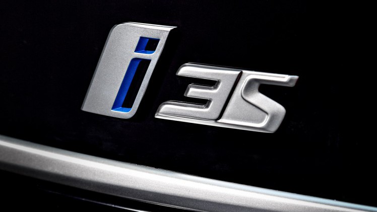 BMW facelift de i3 en brengt een meer sportieve versie, de i3s.