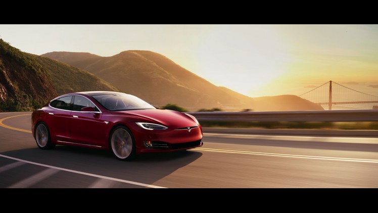 Tesla Model S P100D en Model X P100D nu officieel gentroduceerd. De modellen hebben tot 613 km elektrische actieradius en zijn nog sneller.