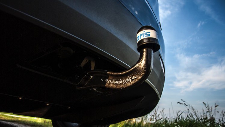 De Tesla Model X is nu ook in Nederland leverbaar. Lees hier belangrijke dingen die je over de auto moet weten.
