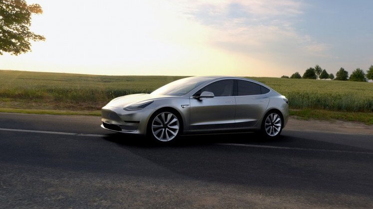 Tesla zal de beta-testfase van de Model 3 overslaan en nog deze week overgaan op productie. Is het overslaan van die testfase wel zon goed idee?