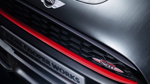 Nieuwe Mini John Cooper Works onderweg naar North American International Auto Show 2014 in Detroit.