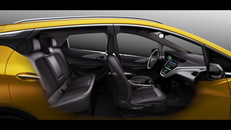 Opel Ampera-e presteert het om 500 kilometer volledig elektrisch te rijden, terwijl de realistische opgave 400 kilometer bedraagt en de strengere WSTP-cyclus 380 kilometer beloofd.