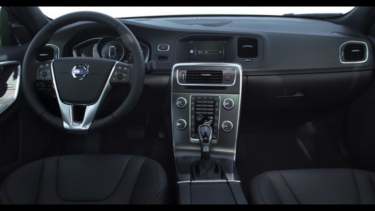 Volvo S60 Cross Country en V60 Cross Country toch met AWD vierwielaandrijving in modeljaar 2016.
