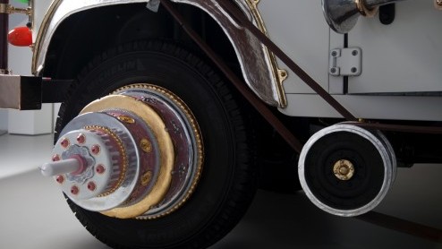 Tot kunst verheven Land Rover Defender by Studio Job smaakt naar meer