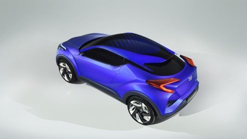 Het wordt druk met de crossovers in Parijs. Ook Toyota doet vrolijk mee aan de hype en presenteert op de autosalon deze C-HR crossover, die zoals de naam al aangeeft, bedoeld is voor het C-segment.