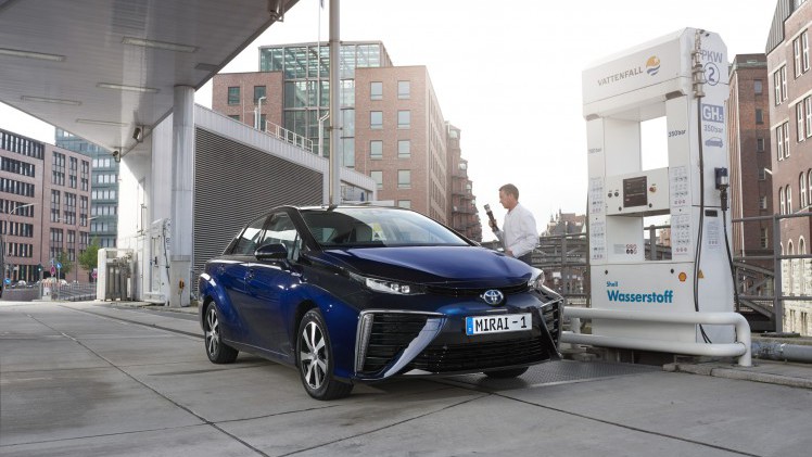 Introductie Toyota Mirai waterstofauto eind 2016 naar Nederland.