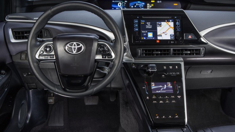 Toyota Mirai waterstofauto naar Europa voor Engeland, Denemarken, Belgie en Duitsland.