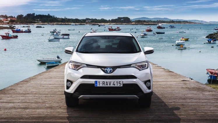 Autotest Toyota RAV4 Hybrid, de hybride SUV van de vernieuwde RAV4 die zuinigheid combineert met bijna 200 pk.
