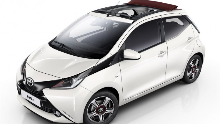 Toyota breidt het Aygo programma uit en lanceert nieuwe uitrustingsvarianten met meer uitrusting tegen een gunstige prijs.