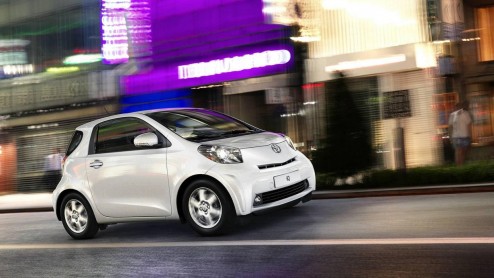 Toyota iQ afgeprijsd naar 11.495 euro voor de laatste beslissers.