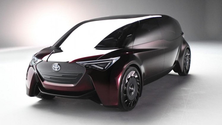Toyota plant tussen 2020 en 2030 een flinke toename in gelektrificeerde modellen.