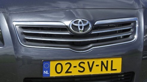 Hoe groter en duurder een automodel is, des te belangrijker wordt de zakelijke berijder. De Toyota Avensis heeft de afgelopen jaren flink terrein gewonnen in de zakelijke markt en de veldtocht is no