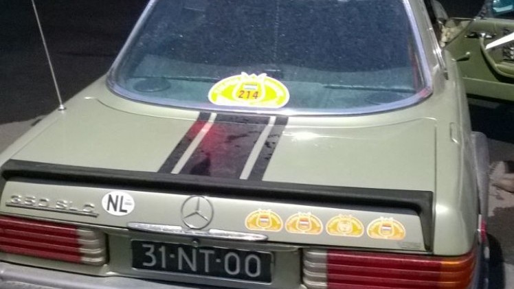 Dagverslag van de Tulpenrallye. Team AutoVandaag reed op dag 3 te laat weg en kwam te vroeg aan.