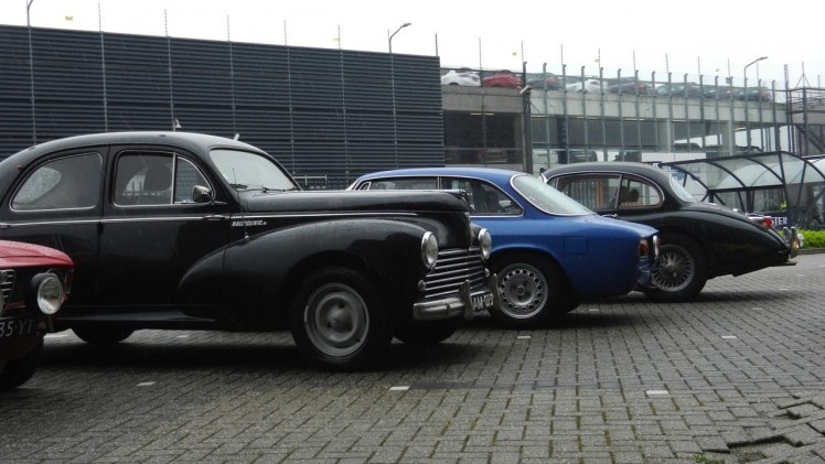 Tulpenrallye 2015 Proloog met keuring en bijpraten bij Athlon Car Lease.