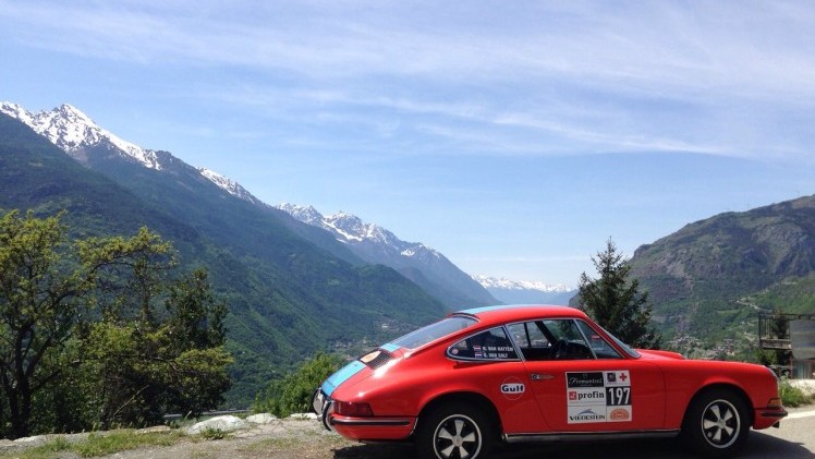 De start van de Tulpenrallye 2015 in Saint-Vincent vindt voor team AutoVandaag plaats om 10:44 uur.