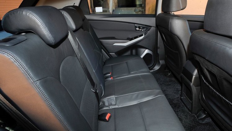 SsangYong voorziet de Korando voor de tweede keer van een facelift. De auto krijgt een nieuw front aangemeten en het uitrustingsaanbod wordt herzien.