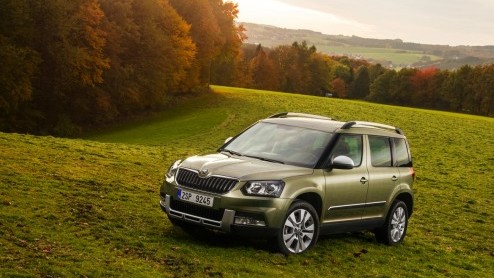 Autotest Skoda Yeti 1.6 TDI en 1.4 TSI Outdoor. De vernieuwde Yeti heeft twee gezichten gekregen en is nog iets luxer en slimmer ingericht.