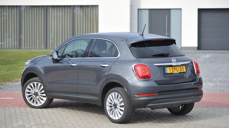Fiat levert de 1.6 liter diesel in de 500X voortaan ook met een DCT automaat met dubbele koppeling.