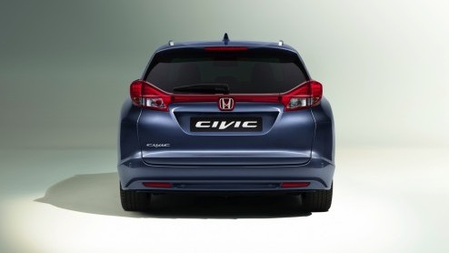 Honda grijpt de komende Autosalon van Parijs aan om de vernieuwde Civic te presenteren. De Civic Sport trapt af.