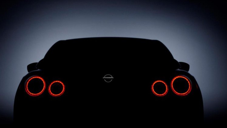 Nissan geeft de GT-R nog een 2016 update en presenteert de facelift op de New York Auto Show.