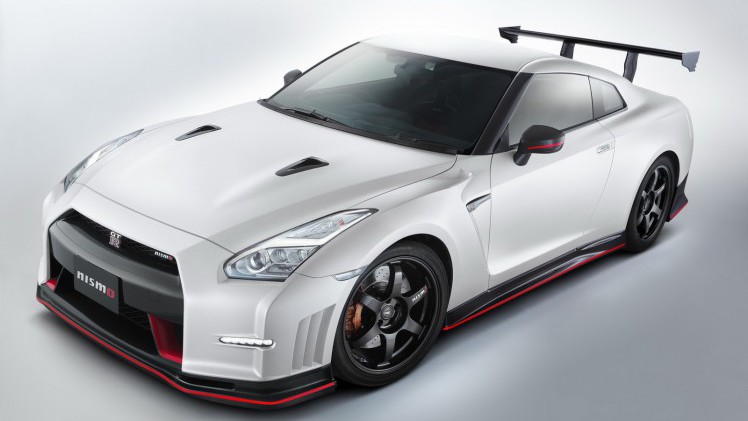 Update voor Nissan GT-R op komst in 2016.