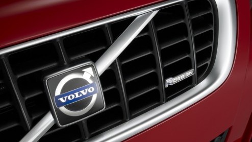 Vorig jaar werd bekend dat Volvo geen meer R-modellen meer zal ontwikkelen. Om de teleurstelling enigzins te compenseren heeft de Zweedse autofabrikant wel R-design uitvoeringen in petto. De Volvo C30