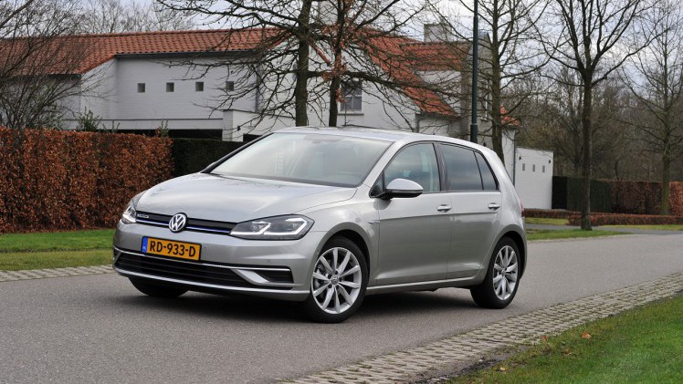Volkswagen start met de levering van de nieuwe 1.5 TSI motor met cilinderuitschakeling en zeilfunctie in de Golf.