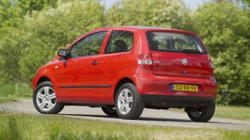 Volkswagen komt met een speciale uitvoering van de kleine Fox. De Optive zoals het pakket heet, biedt een aantal opties aan waardoor het voordeel voor de consument op bijna  1.200,- komt.