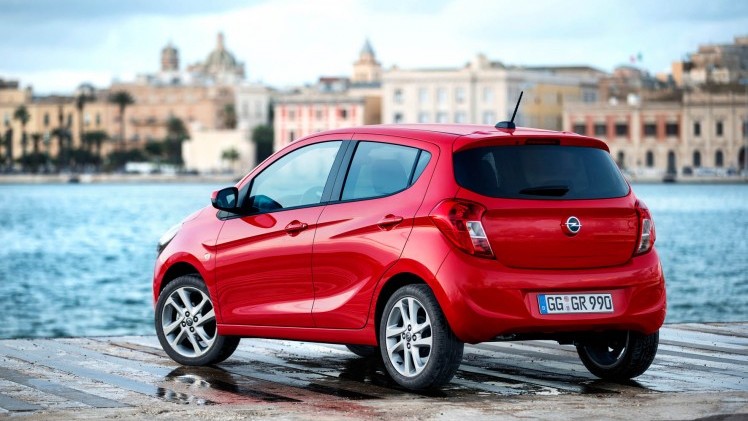 De Opel Karl, de nieuwe instapper van Opel, heeft een vanafprijs gekregen. De prijstlijst begint bij 10.595 euro.