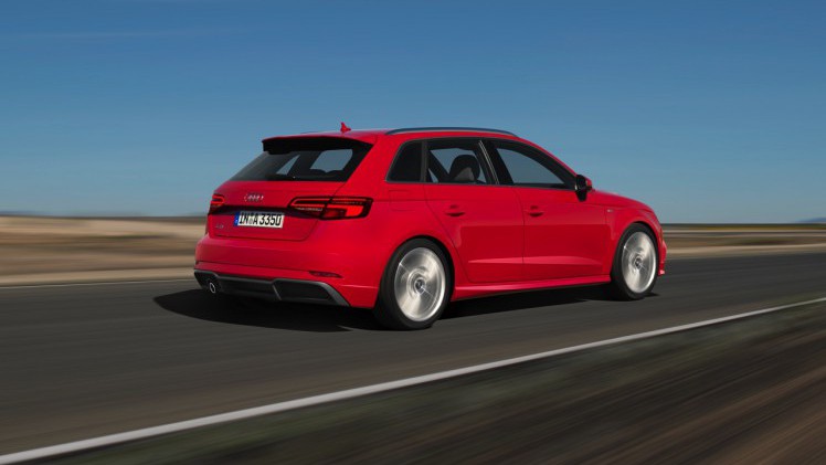 Drie uitvoeringen en vanaf prijzen van de nieuwe Audi A3, die in de zomer van 2016 zijn debuut maakt in Nederland.