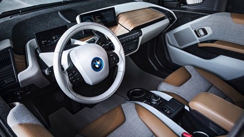 Gereden met de BMW i3 REX, voorzien van range extender. Laat Nicolas Ruis zijn 330d staan?