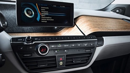 Gereden met de BMW i3 REX, voorzien van range extender. Laat Nicolas Ruis zijn 330d staan?