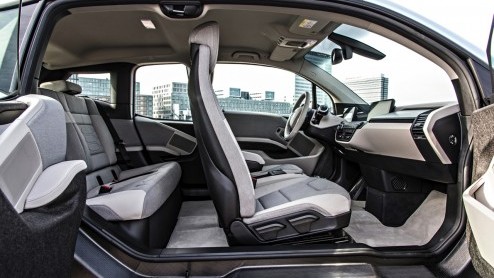 Gereden met de BMW i3 REX, voorzien van range extender. Laat Nicolas Ruis zijn 330d staan?
