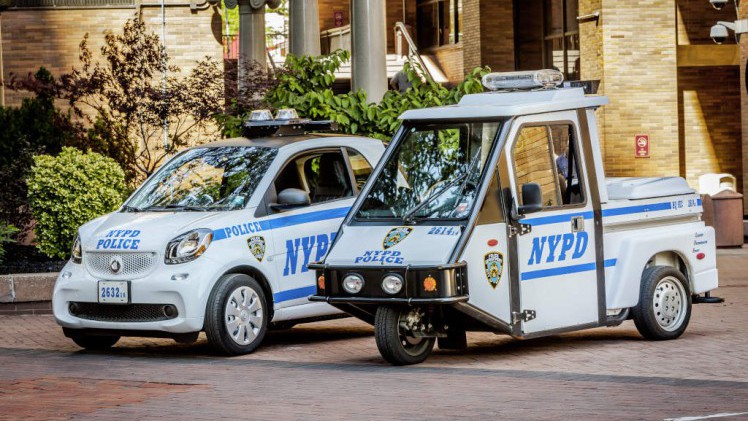 De NYPD neemt 250 Smart Fortwo's in dienst ter vervanging van driewielers.