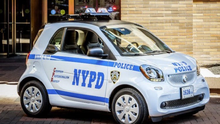 De NYPD neemt 250 Smart Fortwo's in dienst ter vervanging van driewielers.