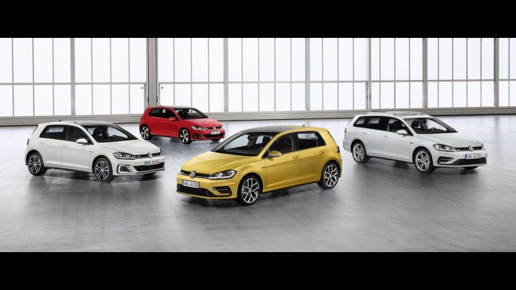 De Golf VII facelift is een feit! In 2017 krijgt de Golf 7 een opfriskuur met nieuwe uitrusting en andere motoren, maar de prijzen en verkoopstart vindt al plaats in 2016. Lees hier de details.