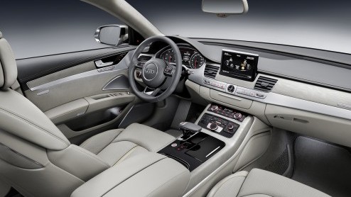 Prijzen en uitrusting vernieuwde Audi A8 bekend gemaakt. Levering start in november.