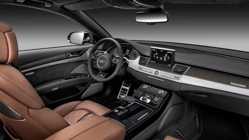 Prijzen en uitrusting vernieuwde Audi A8 bekend gemaakt. Levering start in november.