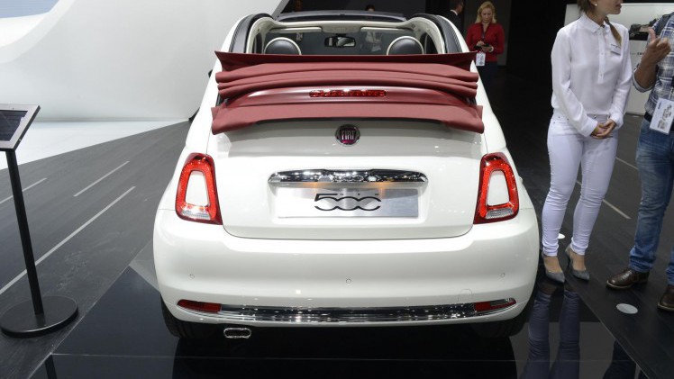 Abarth 595 en Fiat 500 facelift pakken uit in geuren en kleuren op de IAA Frankfurt.