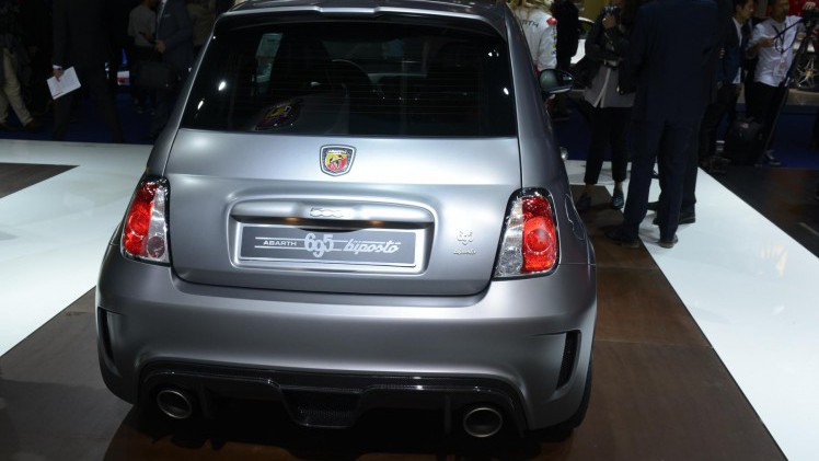 Abarth 595 en Fiat 500 facelift pakken uit in geuren en kleuren op de IAA Frankfurt.