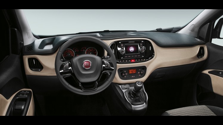 Fiat Doblo vernieuwd voor 2015 en leverbaar op benzine of aardgas.