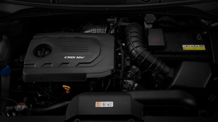 Hyundai i40 facelift naar Nederlandse showrooms als Wagon. De 1.7 CRDi diesel komt in aanmerking voor 20% bijtelling en is ook te koppelen aan een nieuwe zeventrapsautomaat.